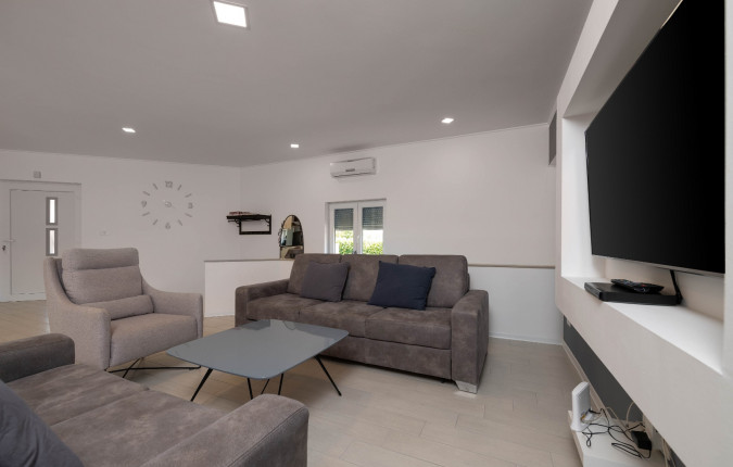 Interni moderni, House Lavanda  Nede&scaron;ćina